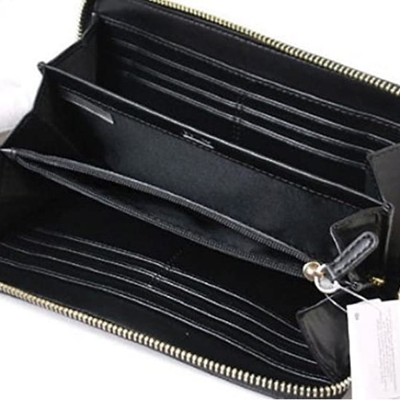 NWT Coach 50095 Black Campbell Signature Buckle Zip Around Accordion Wallet Belo - Picture 4 of 6